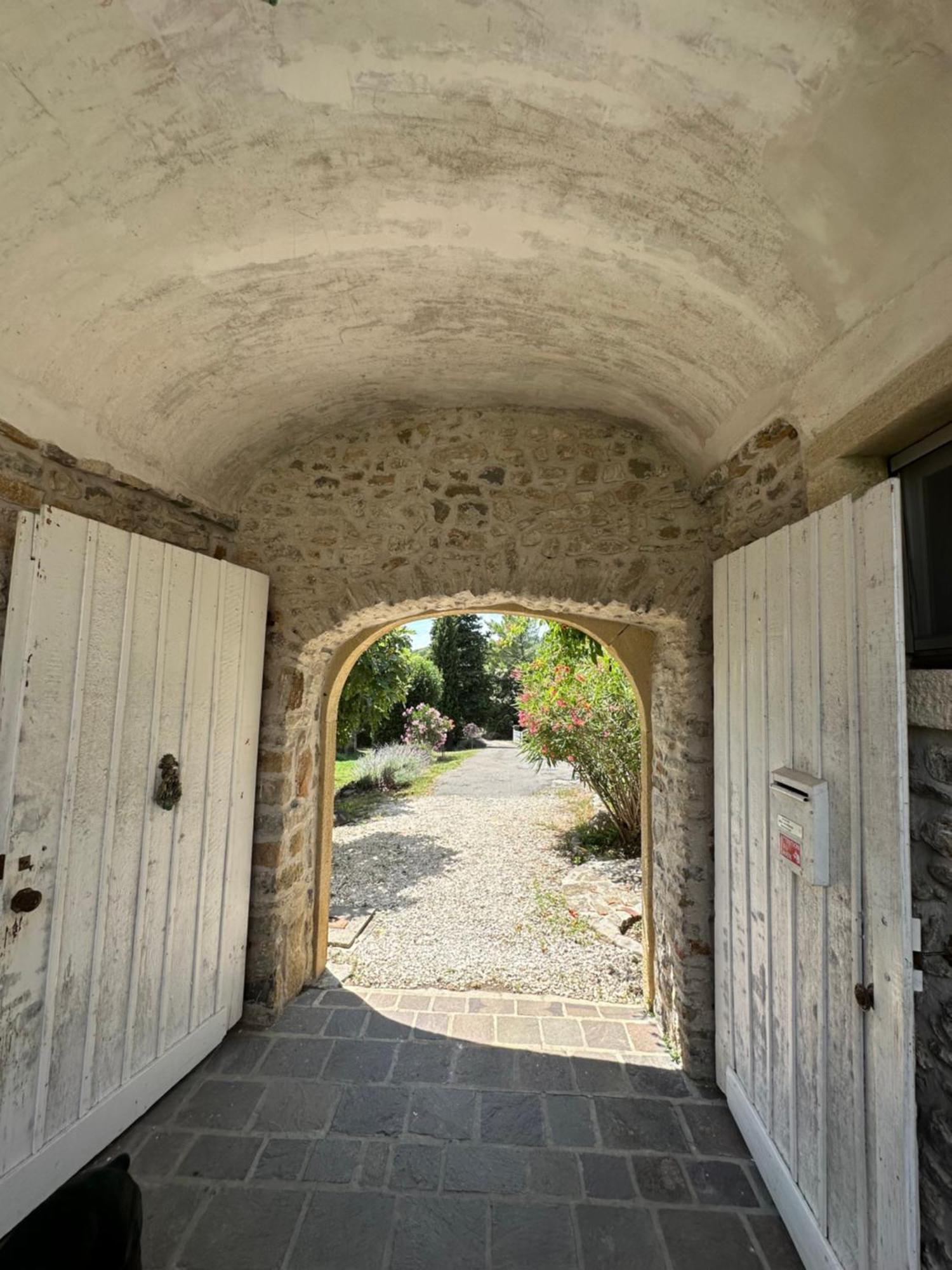 Rousson  Chambre D'Hotes, Mas De Louise מראה חיצוני תמונה